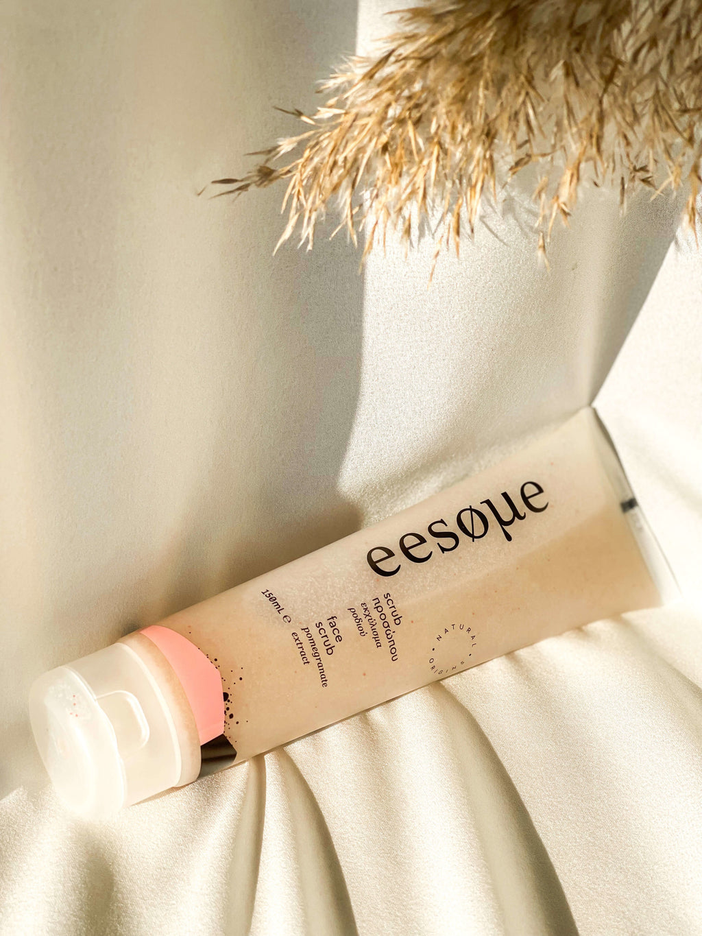 Scrub Προσώπου με Εκχύλισμα Ροδιού